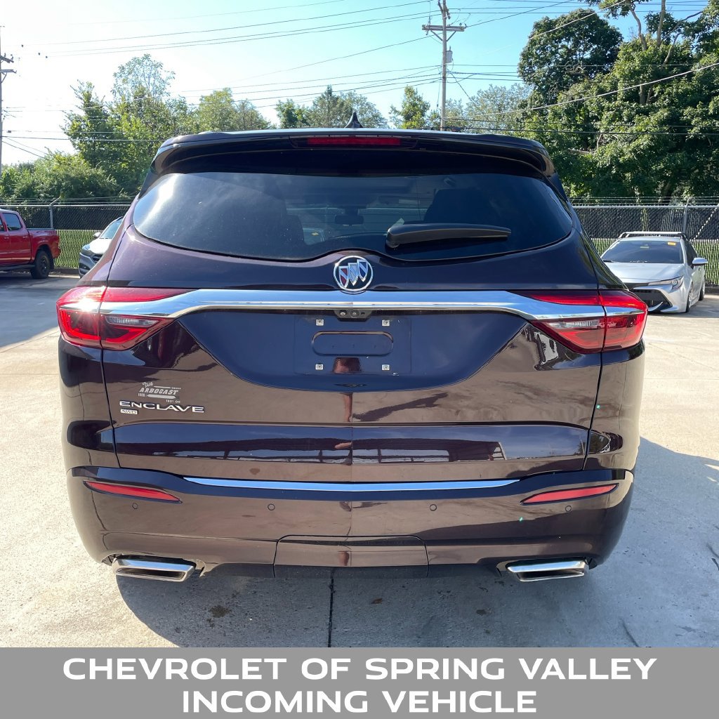 Used 2021 Buick Enclave Avenir w/ Avenir Technology Package AWD/4WD image 4