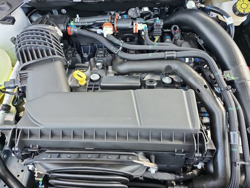 New 2026 Ford Maverick XL image 25