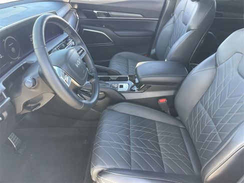 Certified 2025 Kia Telluride SX Prestige X-Pro image 18