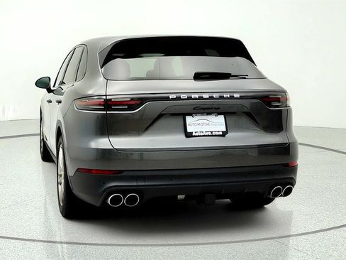 Used 2019 Porsche Cayenne S w/ Premium Plus Package AWD/4WD image 6