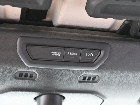 Used 2022 Jeep Wrangler Unlimited Sport AWD/4WD image 25