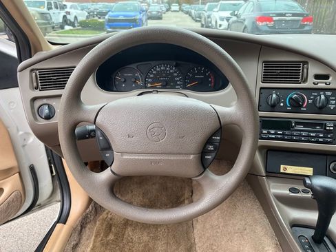 Used 1997 Mercury Cougar XR7 image 17