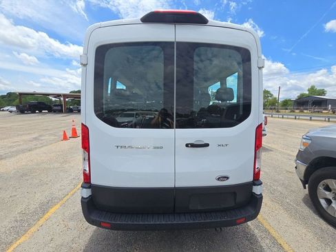 Used 2022 Ford Transit 350 XLT RWD image 4