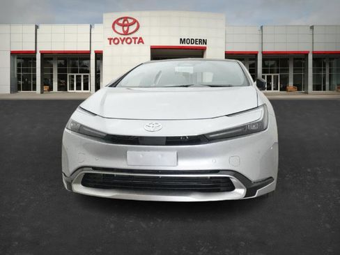 New 2026 Toyota Prius Plug-In Hybrid image 3