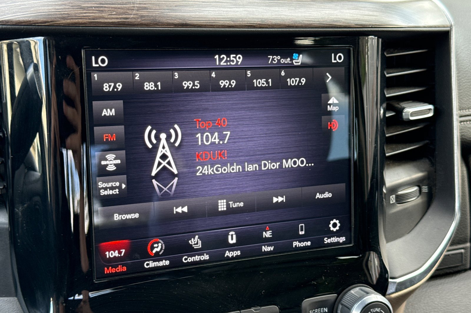 Used 2019 RAM 2500 Laramie AWD/4WD image 17