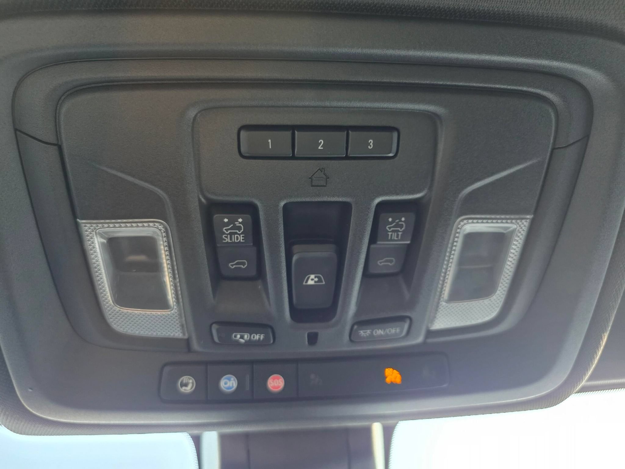 Used 2019 GMC Sierra 1500 AT4 w/ AT4 Premium Package AWD/4WD image 23