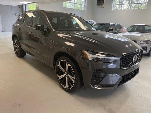 Certified 2022 Volvo XC60 B5 R-Design w/ Advanced Package image 1