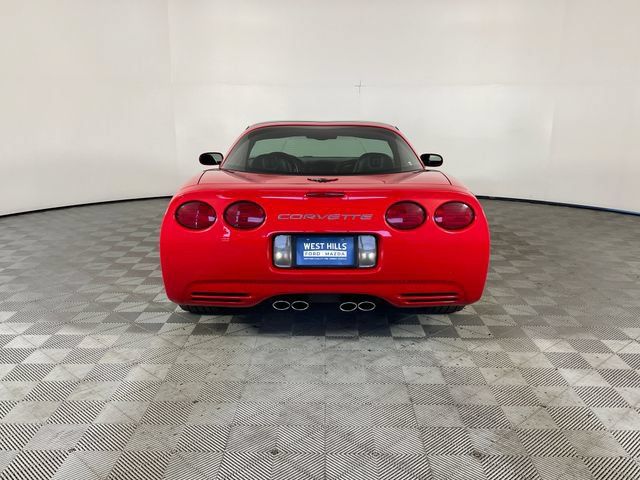 Used 2004 Chevrolet Corvette Coupe w/ Roof Package RWD image 21