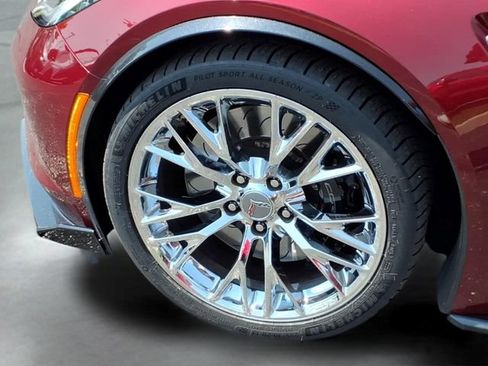 Used 2019 Chevrolet Corvette Z06 RWD image 16