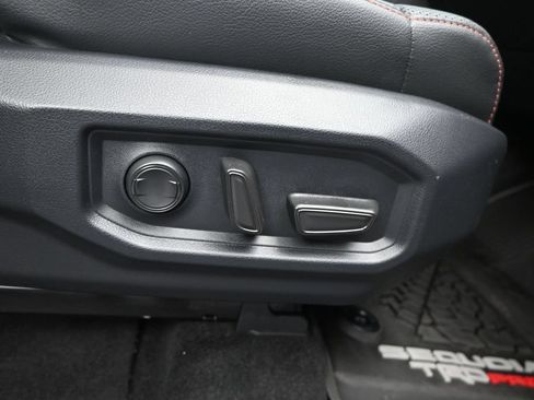 Used 2025 Toyota Sequoia TRD Pro AWD/4WD image 13