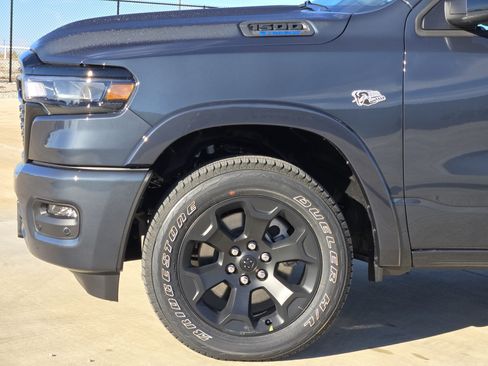 New 2026 RAM 1500 Big Horn AWD/4WD image 6