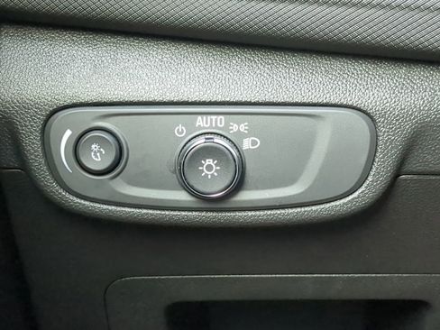 Used 2025 Chevrolet TrailBlazer RS w/ Convenience Package FWD image 64