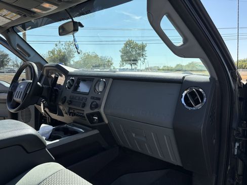 Used 2016 Ford F250 XLT w/ XLT Value Package image 18