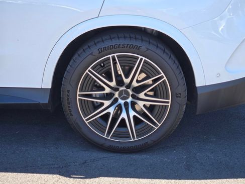 Used 2025 Mercedes-Benz GLC 43 AMG 4MATIC image 12