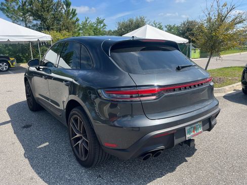 Used 2024 Porsche Macan AWD/4WD image 23