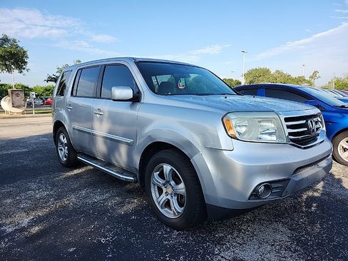 Used 2014 Honda Pilot EX image 1