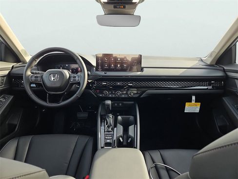 New 2025 Honda Accord EX-L image 7
