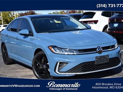 Certified 2025 Volkswagen Jetta SE