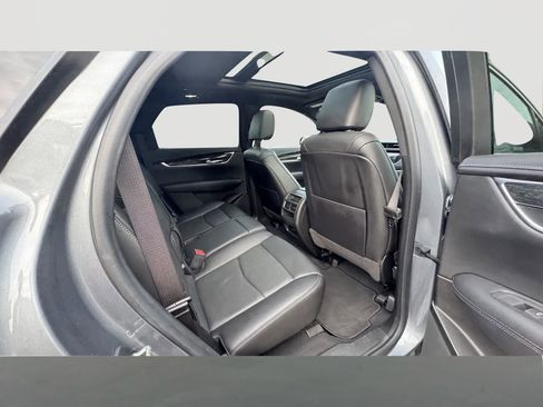 Used 2021 Cadillac XT5 Premium Luxury image 10