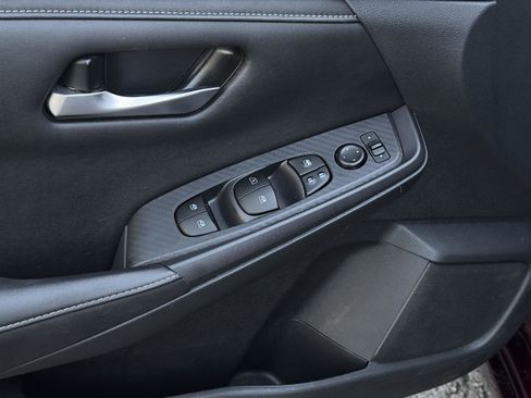 Used 2021 Nissan Sentra SV image 10