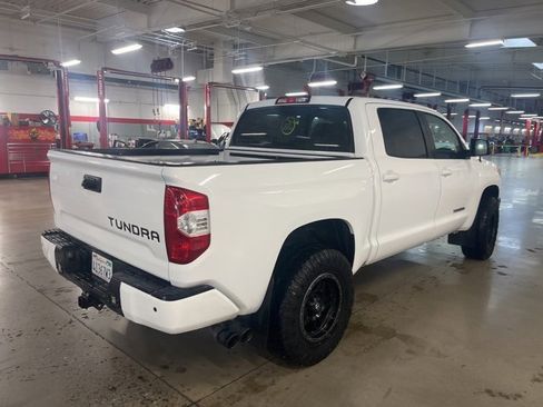 Used 2017 Toyota Tundra Limited image 6