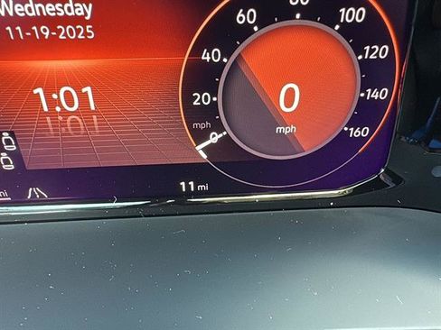 New 2026 Volkswagen Atlas Peak Edition image 16