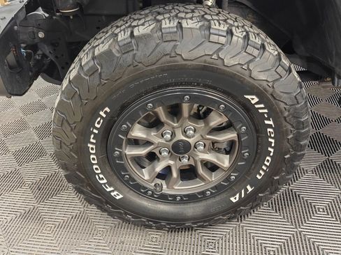 Used 2021 Jeep Wrangler Unlimited Rubicon w/ Trailer Tow Package AWD/4WD image 14