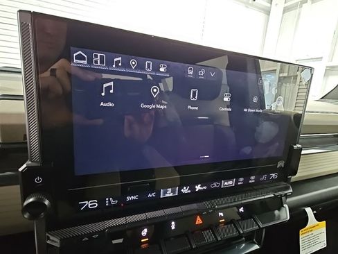 New 2026 GMC Hummer EV SUV image 18