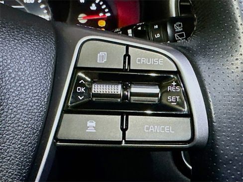 Used 2019 Kia Sorento SX image 36