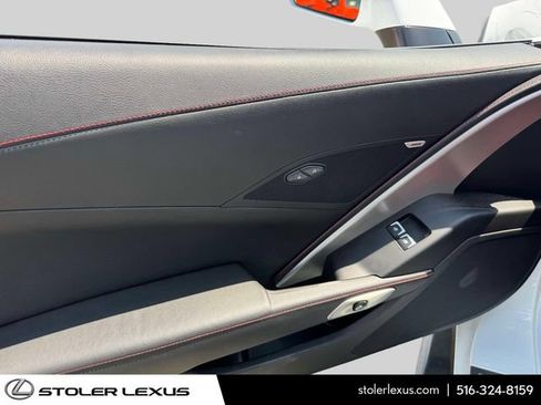 Used 2019 Chevrolet Corvette Z06 RWD image 18