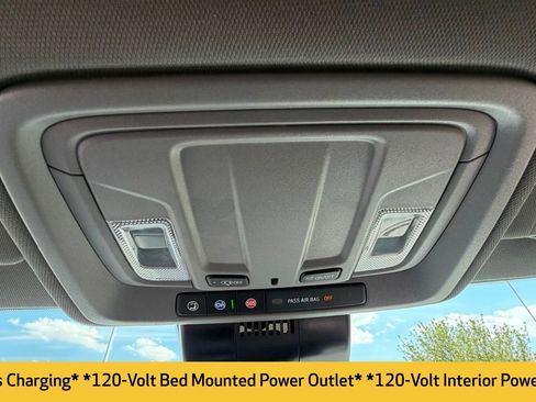 Used 2024 GMC Sierra 1500 SLE AWD/4WD image 11
