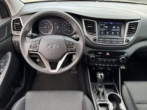 Used 2018 Hyundai Tucson SEL FWD image 14