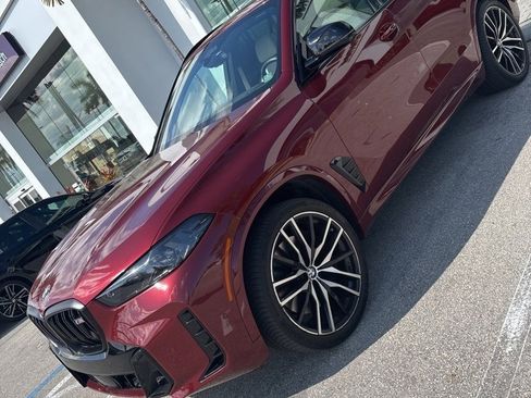 Used 2024 BMW X5 M60i image 1