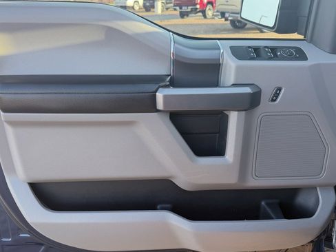 Used 2018 Ford F150 XLT w/ Equipment Group 302A Luxury image 12