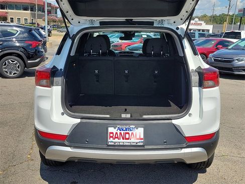 Used 2023 Chevrolet TrailBlazer LT w/ Convenience Package image 8