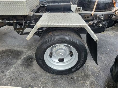 Used 2023 RAM 4500 SLT w/ Quick Order Package 2YG SLT image 6