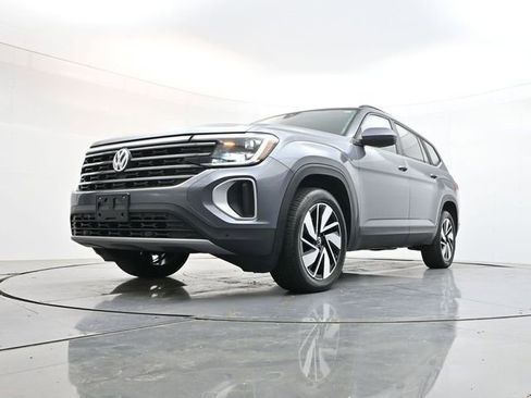 Used 2024 Volkswagen Atlas SE AWD/4WD image 31