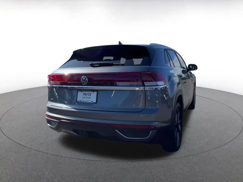 Used 2025 Volkswagen Atlas Cross Sport SE image 15