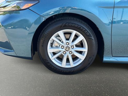 Used 2026 Toyota Camry LE FWD image 11