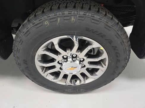 New 2026 Chevrolet Silverado 2500 LTZ w/ LTZ Premium Package image 25