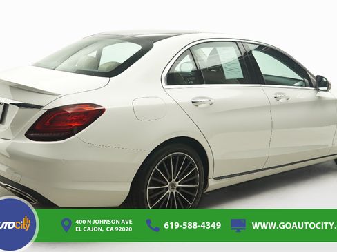 Used 2019 Mercedes-Benz C 300 Sedan image 6