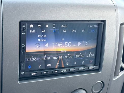 Used 2006 Nissan Titan SE RWD image 18