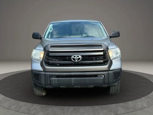 Used 2014 Toyota Tundra SR image 2