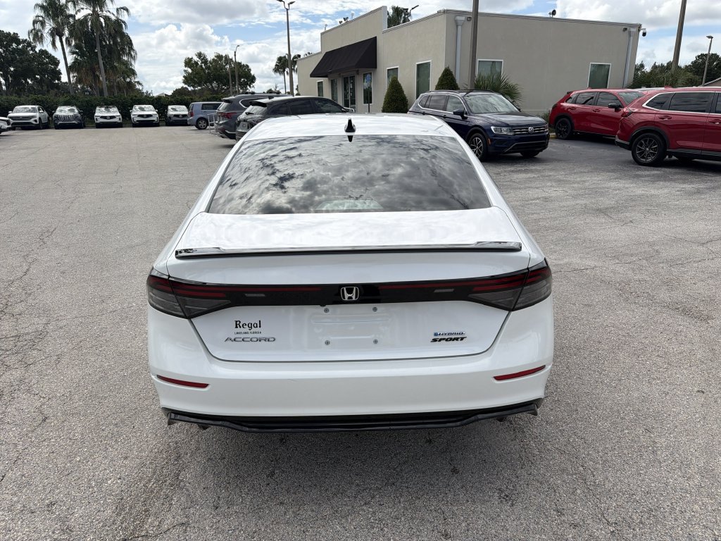 Used 2025 Honda Accord Sport image 5