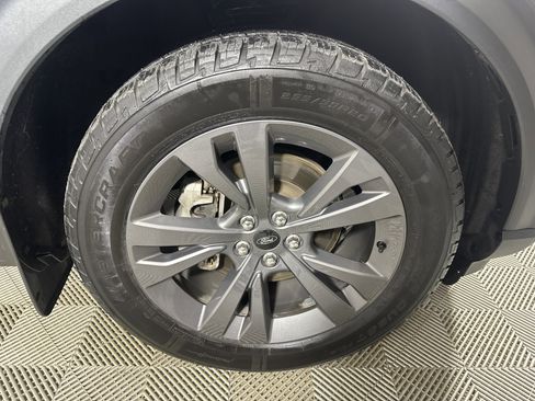 Certified 2021 Ford Explorer XLT w/ Equipment Group 202A image 28