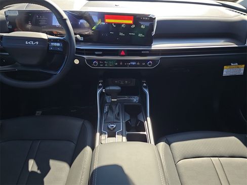 New 2026 Kia Sorento S image 16
