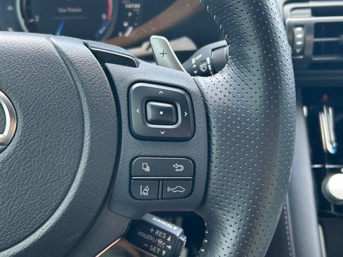 Used 2024 Lexus IS 500 RWD image 38