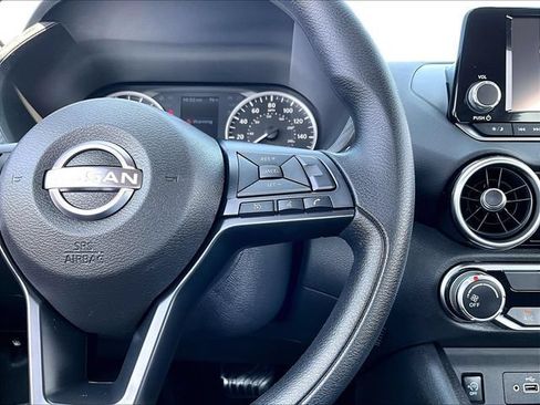 Used 2025 Nissan Sentra S FWD image 24