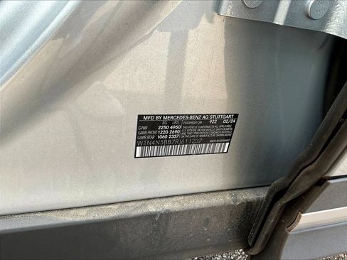 Used 2024 Mercedes-Benz GLA 35 AMG 4MATIC image 6