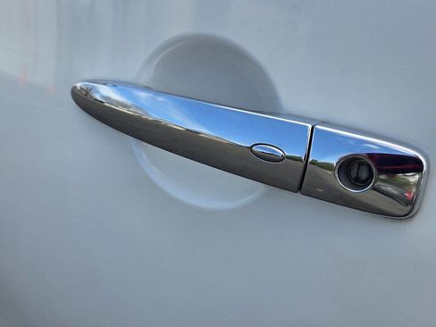 Used 2015 Nissan Sentra SV image 23